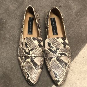 Steve Madden Flats